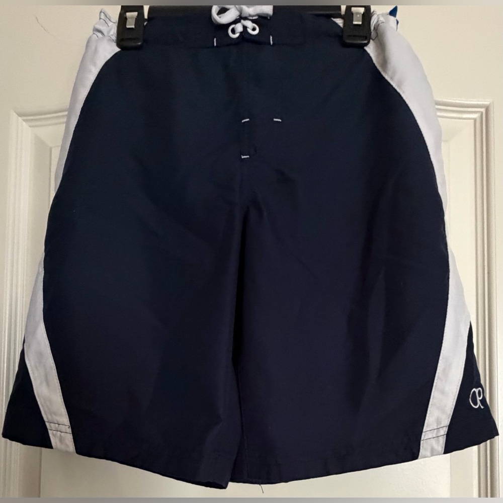 OCEAN PACIFIC SWIM TRUNK
BOYS SIZE MEDIUM
EXCELLENT CONDITION
